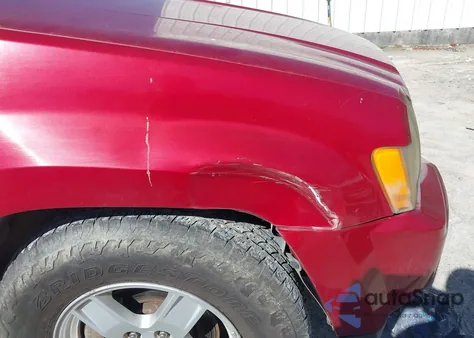 2005 Jeep Grand Cherokee Laredo z USA, uszkodzony, nr VIN 1J4GS48K05C633894